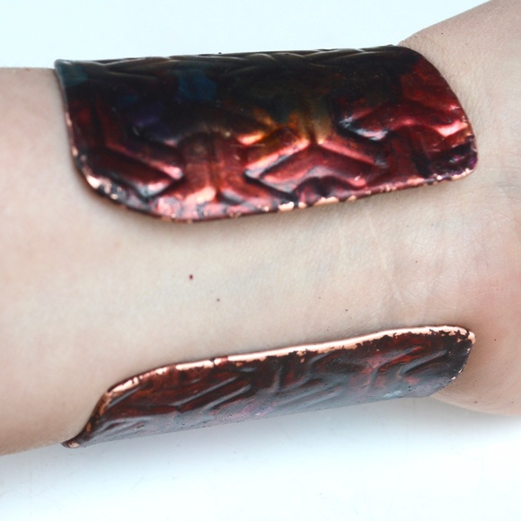 Psychedelic Rainbow Patina Cuff Copper Bracelet - Picture 6 of 6